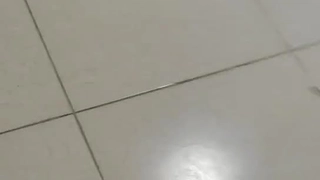 夫不在期間，堅持不懈的折磨和抑制，變成義父的寵物，被飼養了七天。上戶真理