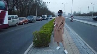 王磊享受肉臀