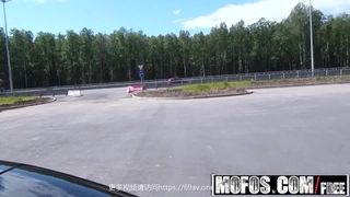 我在武道图书馆苟到无敌夫妻找单男对白清晰8