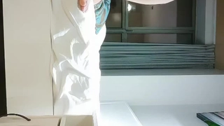 已孕的德国少妇自慰VR视频
