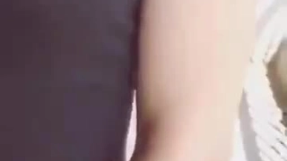 足浴店少妇带走开房